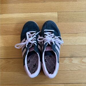 adidas Women's Shoes in Navy and Pink